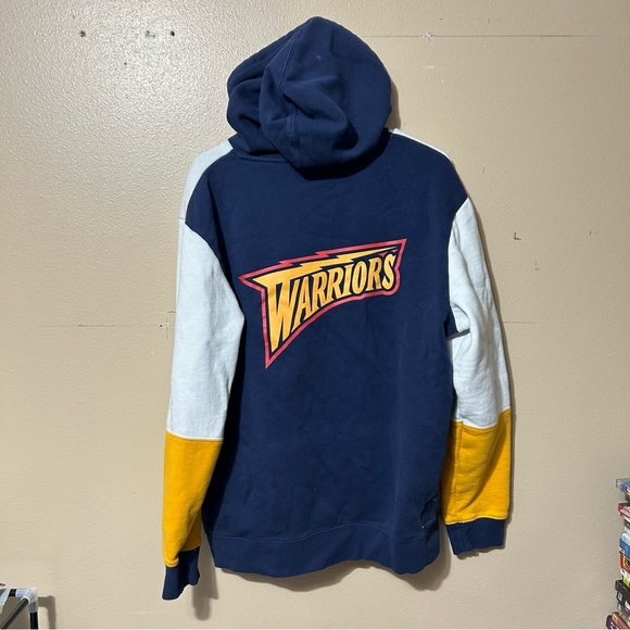 Golden State Warriors Mitchell And Ness Hardwood Classics Pullover Hoodie Navy - Picture 9 of 10